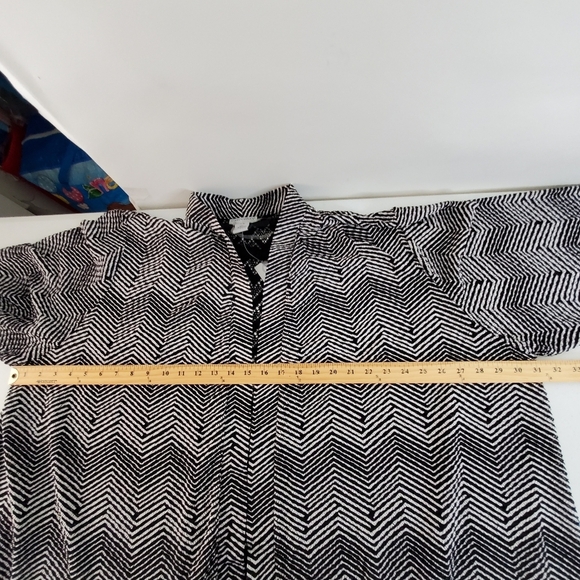 Catherines Chevron Stripe Open Front Stretch Cardigan Size 5X Asymmetric Hem NEW - Picture 7 of 14